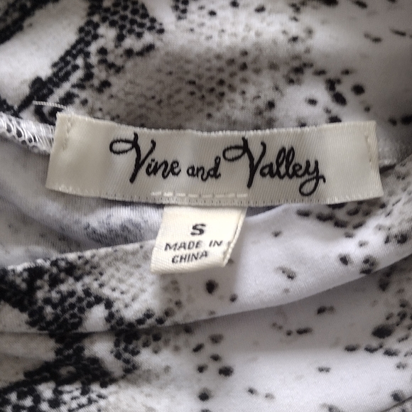 Crop top - Picture 5 of 8